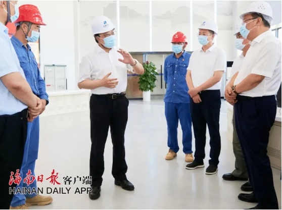 歡迎海南省省委常委，省委副書記，省長馮飛蒞臨馳大幕墻公司承接的洋浦華能幕墻項目視察